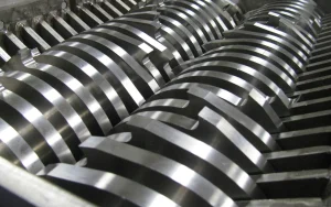 broyeur-2-arbres-shred-tech-st-15