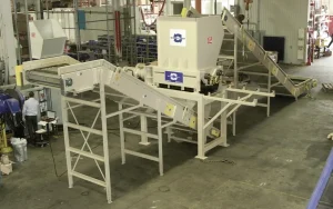 Broyeur industriel 4 arbres Shred-Tech STQ-75