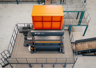 Broyeur Fin Stationnaire M&J F240 E-DRIVE